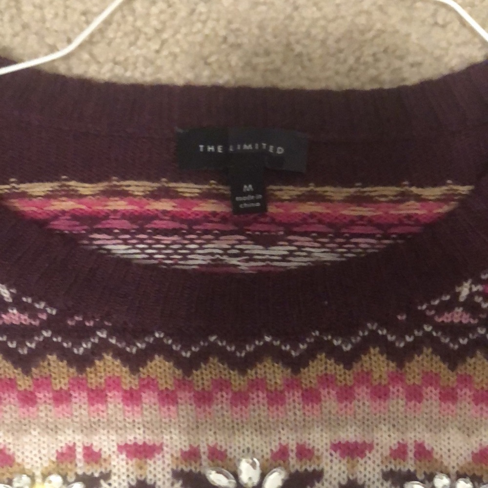 Limited Sweater - Picture 3 of 3